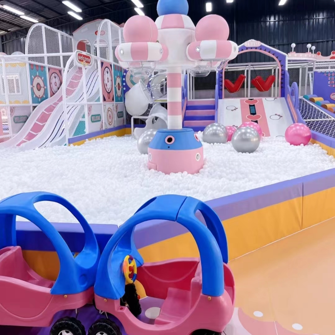 Small and large mischievous children's playground indoor topic kindergarten parent-child early education amusement equipment